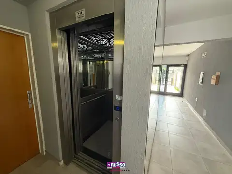 Departamento en Alquiler en Villa Luzuriaga, $ 550.000