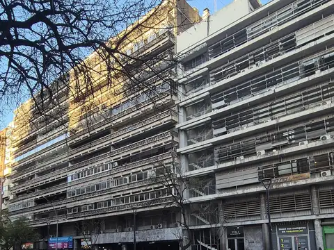 Cochera en venta en el centro  amplia, cómoda y de fácil maniobra