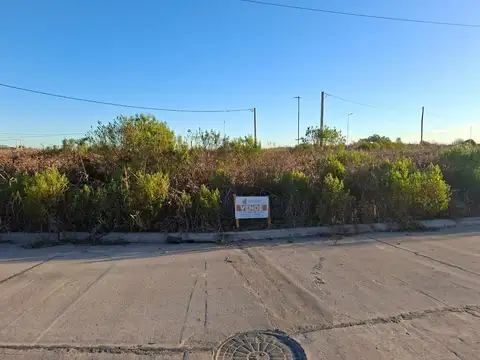Terreno en Venta de 976,0 m2