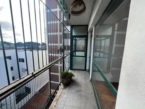 Departamento en Alquiler en Acassuso Vias  /  Santa Fe, $ 1.300.000
