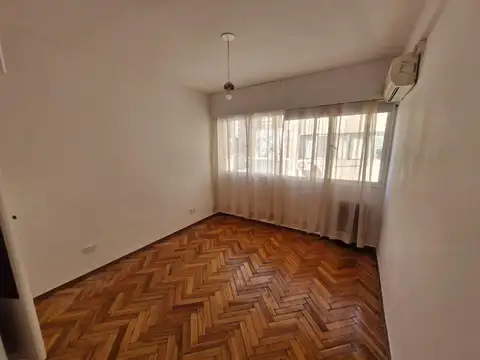 Departamento en Alquiler en Acassuso Vías / Santa Fe, $ 1.250.000
