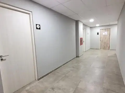 Oficina en Venta con 1 cochera