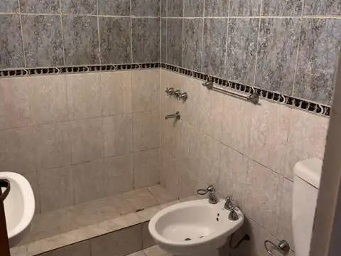 Departamento en Alquiler en Lomas del Mirador, $ 400.000