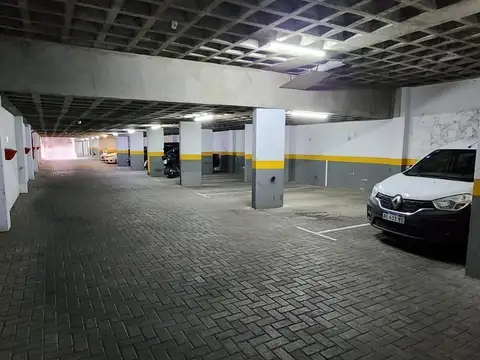 ALQUILER / VENTA COCHERA EN CENTRO DE CORDOBA