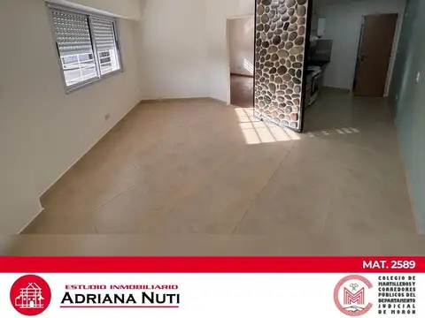 Departamento de dos ambientes en planta baja