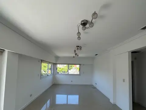 Departamento en Venta con 2 cocheras