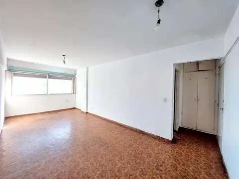 Alvear 14 , Piso 2