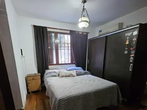Depto Tipo Casa 4 ambientes con 2 baños