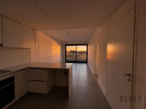 Departamento en Alquiler con 1 cocheras