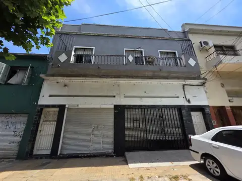 VENTA PH 4 AMB PATIO Y TERRAZA SIN EXPENSAS AVELLANEDA