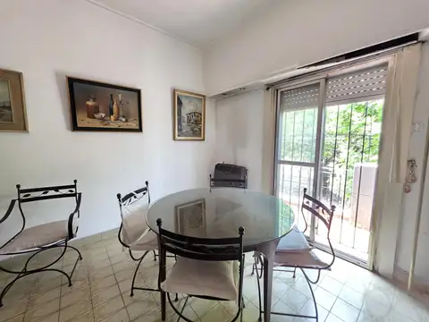 Depto Tipo Casa en Venta 40 años