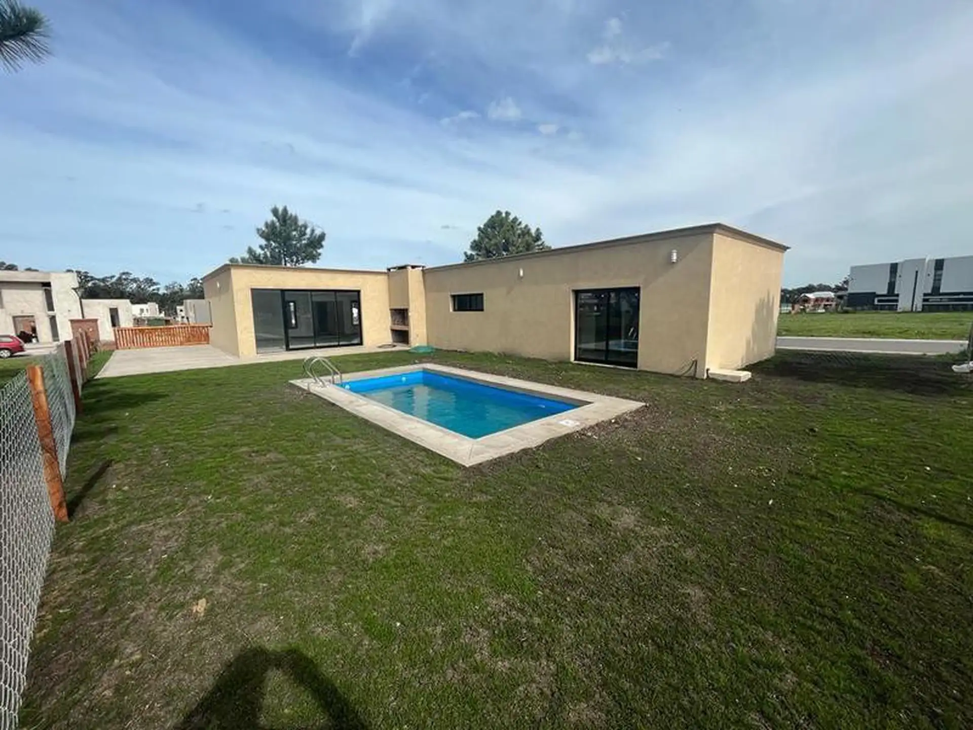 Chalet con piscina en Rumencó Joven