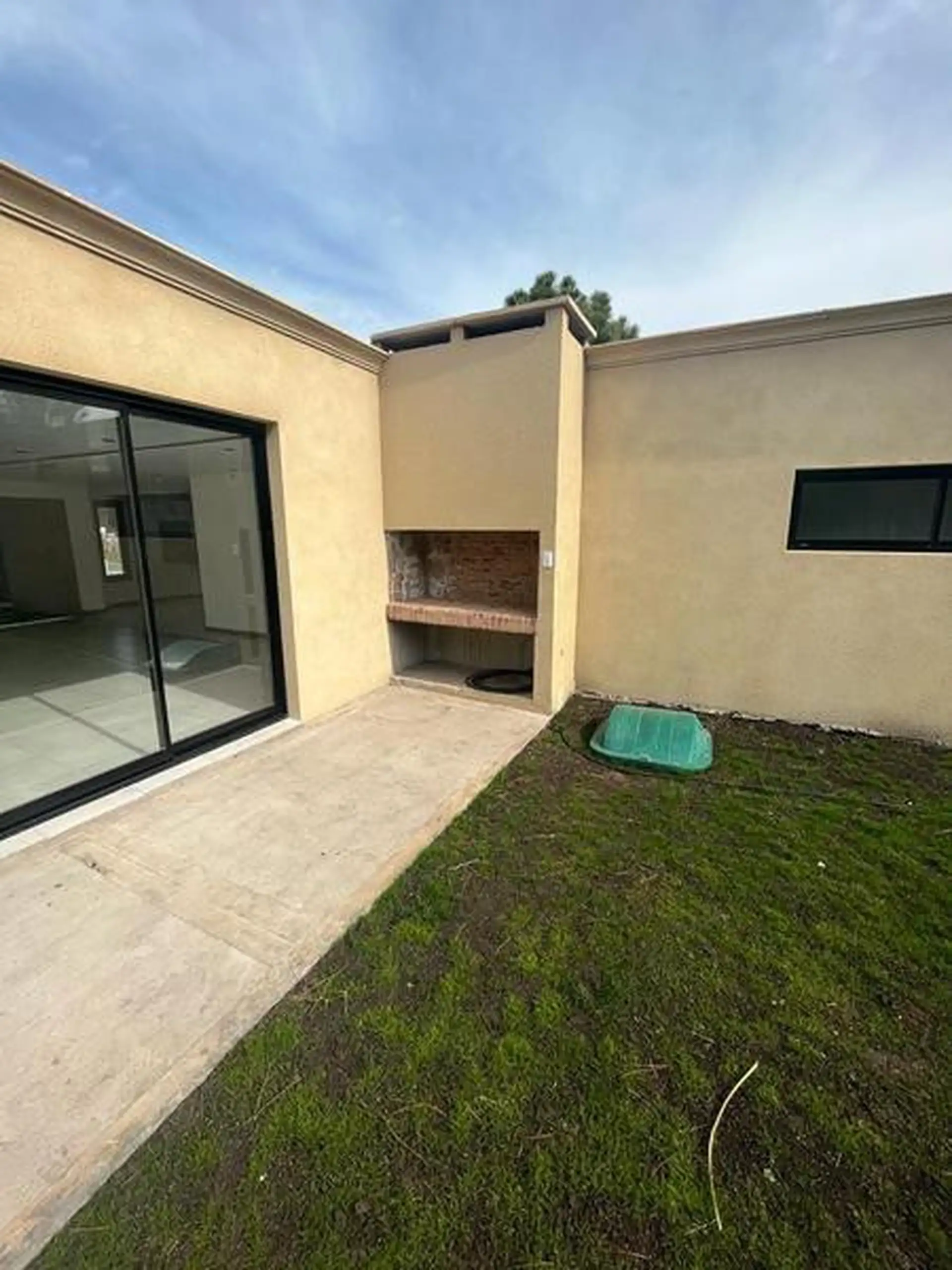 Chalet con piscina en Rumencó Joven