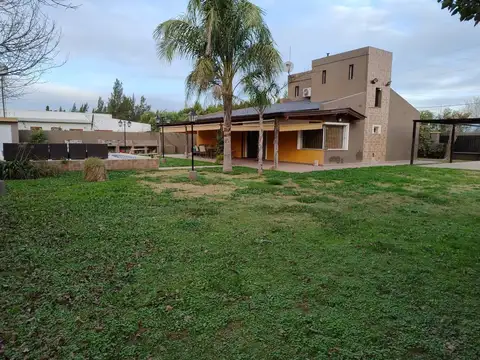 Casa - Venta - Argentina, Lobos