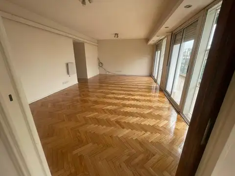 Departamento en Alquiler de 5 ambientes