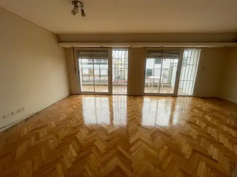Departamento en Alquiler de 3 dormitorios