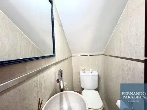 Casa en venta de 3 dormitorios c/ cochera en Villa Gobernador Udaondo