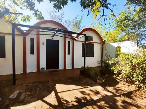 CASA EN VENTA FUNES! - A RECICLAR - OPORTUNIDAD