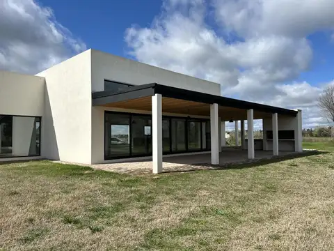 Casa en Venta en Las Vizcachas, USD 449.000