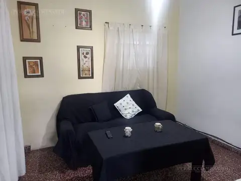 Casa en Venta en Billinghurst, USD 80.000