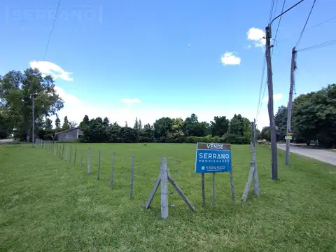 SDA. Venta Lote de terreno. Obligado al 400, Barrio Parque Sakura, Exaltacion de la Cruz