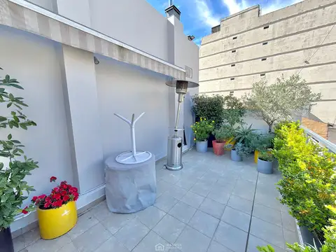 Depto Tipo Casa en Venta de 3 ambientes