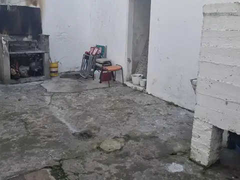 Depto Tipo Casa en Venta 60 años