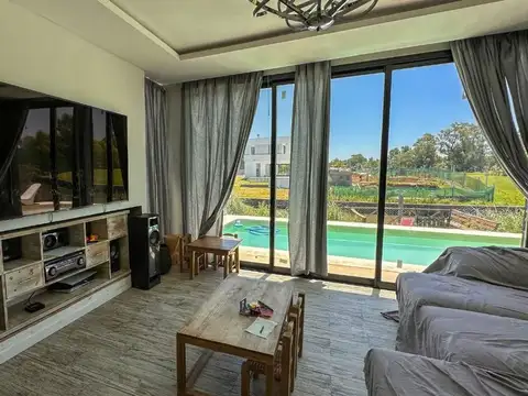 Casa en Alquiler en Countries y Barrios Cerrados en Benavidez, USD 2.900