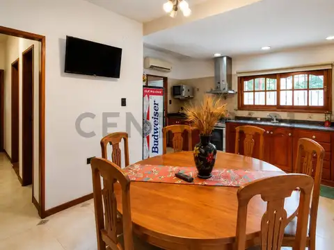 CASA EN VENTA VILLA ELISA 4 DORMITORIOS COCHERA Y PILETA