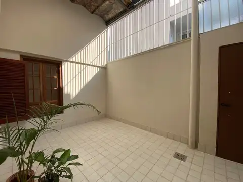 Casa 5 ambientes con 1 baño