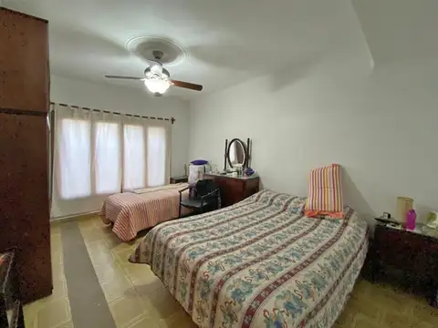 CASA - 4 AMBIENTES - MERLO