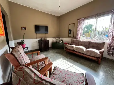 Casa en Venta en Paso del Rey, USD 75.000