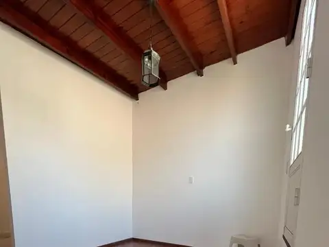 VENTA CASA DOBLE DE PASILLO EN PICHINCHA