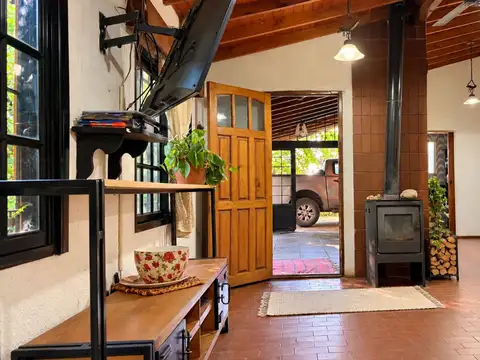 Casa 4 ambientes con 1 baño