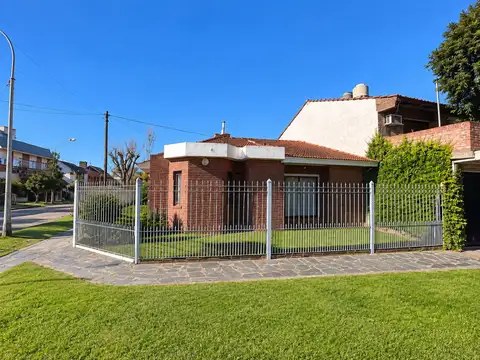 Casa en Venta en Los Pinares, USD 129.000