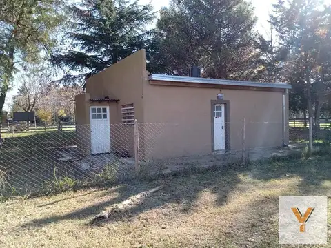 Casa 3 ambientes con 1 baño