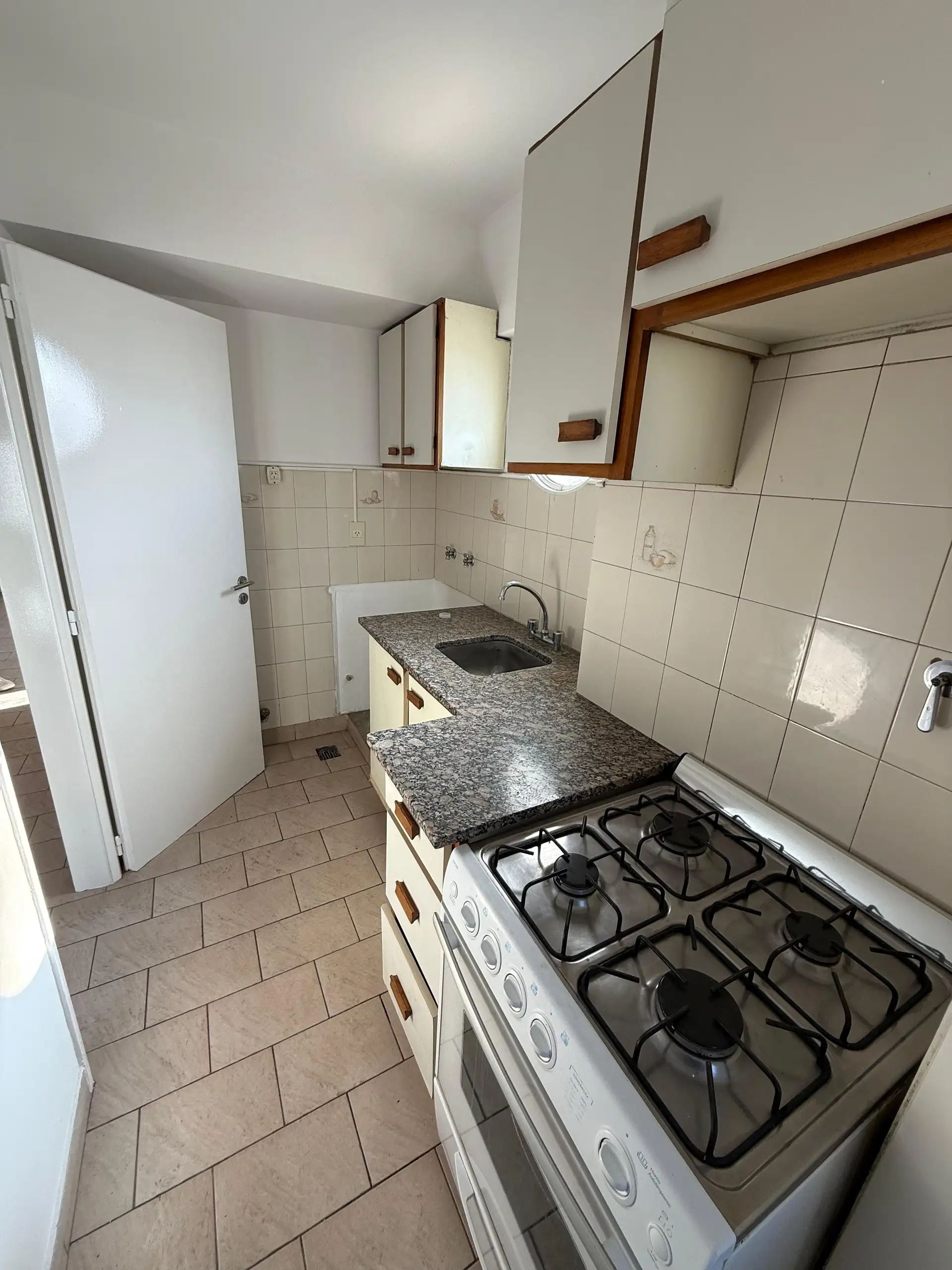 Depto en venta, 2 amb, ideal inversión — Centro de Tandil