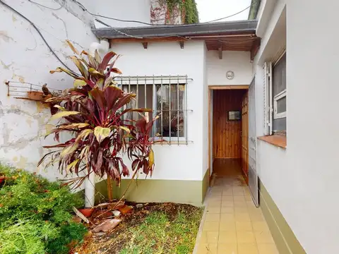 CASA EN VENTA QUILMES CENTRO PARQUE 5 AMBIENTES