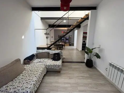 Depto Tipo Casa en Venta de 3 dormitorios
