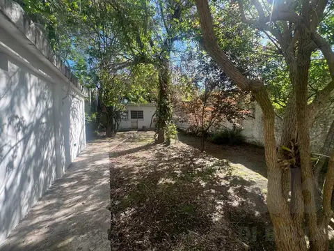 Casa 2 ambientes con 1 baño