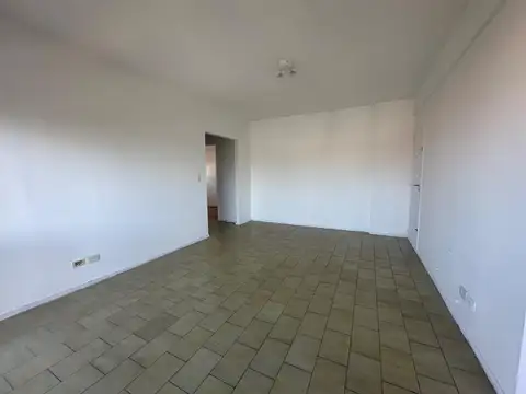 Hipolito Yrigoyen 100, Piso 4