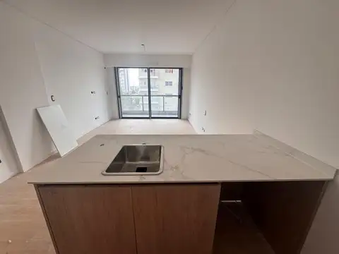 Hipólito Yrigoyen 6000