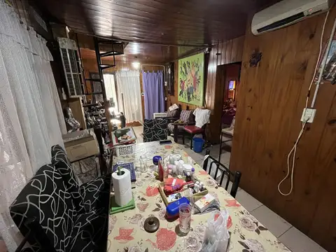 Casa 7 ambientes con 4 baños