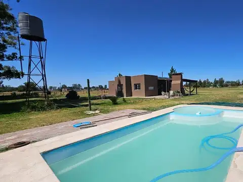 QUINTA EN VENTA CON PILETA EN MERCEDES