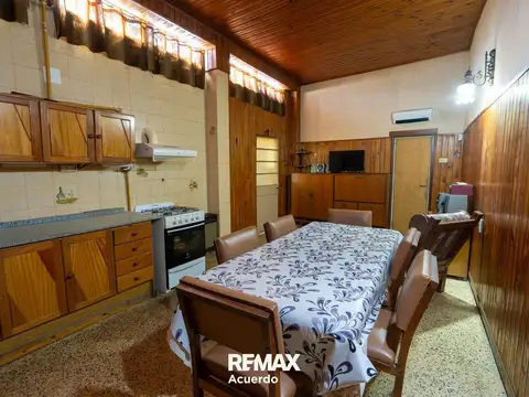 Casa en Venta en San Nicolas de los Arroyos, USD 190.000