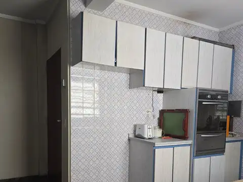 Departamento 5 ambientes con 2 baños