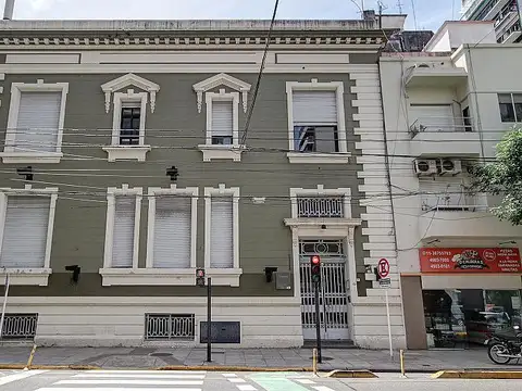 Rosario 211 - Frente a Parque Rivadavia - Caballito