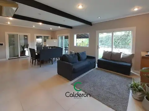 Casa 4 ambientes con 3 baños