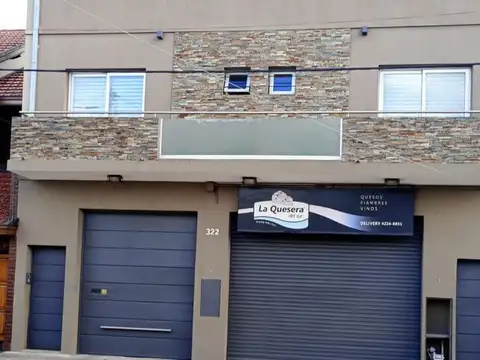 Casa 7 ambientes con local comercial aprox 600m2 en 3 plantas en venta - Quilmes sur
