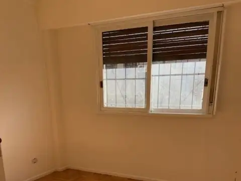 DEPARTAMENTO 2 AMBIENTES CON BALCÓN